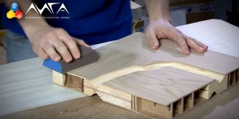 Interiérové ​​dveře z borovice: lakujeme sami